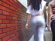 Rua de nádegas bonitas e sensuais
