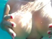 Sexo subaquático natação gozada